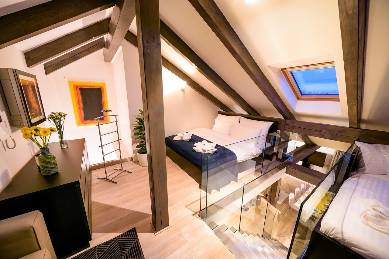 President Apt By Prague Castle, Views Bagian luar foto